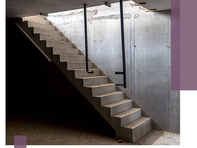 Изготовление и монтаж лестниц в подвале в Дедовске