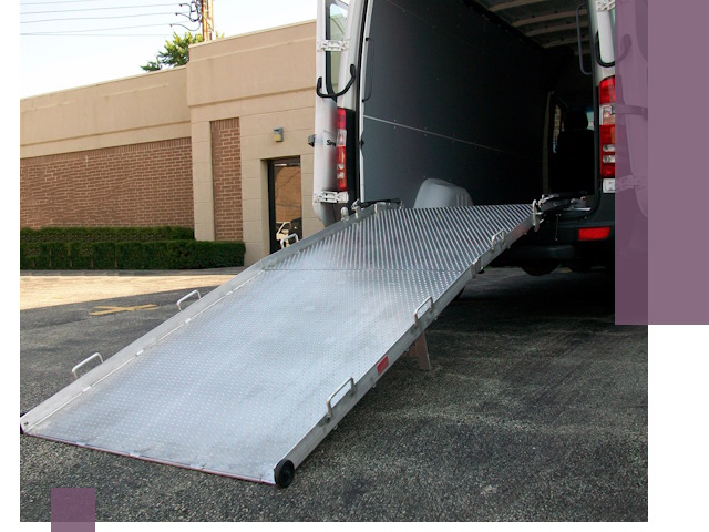 Мобильные пандусы в Дедовске — производство, монтаж и аренда