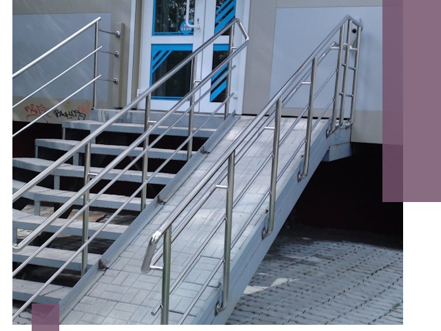 Пандус на крыльцо под ключ в Дедовске: монтаж и изготовление